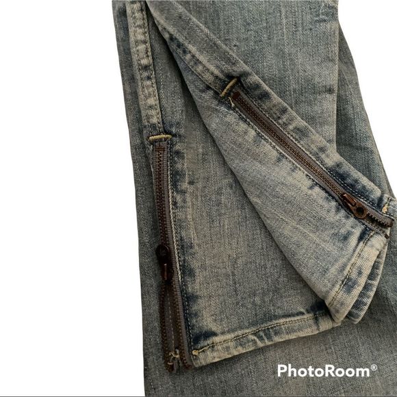 3/$25 Divided ankle/crop jeans size 8 - Picture 6 of 7